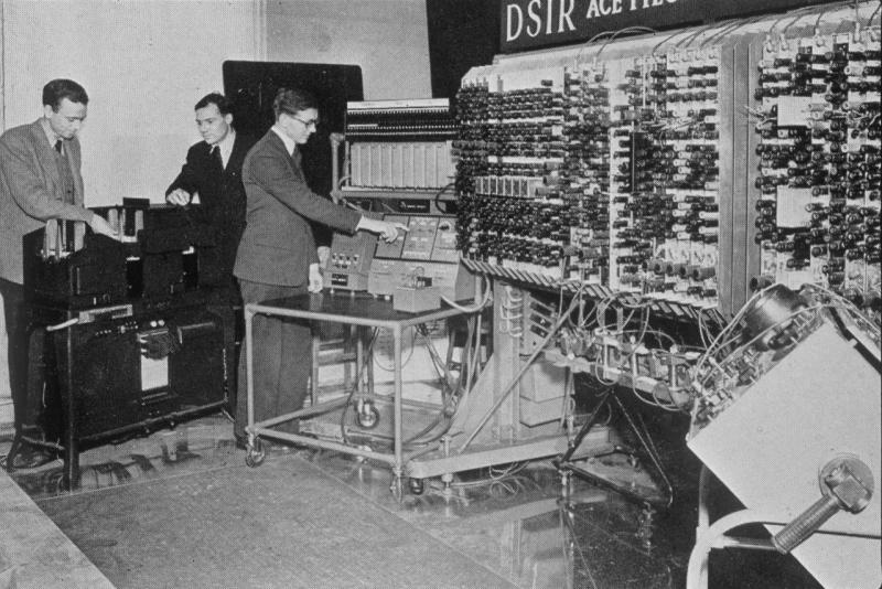 Alan Turing e seu sistema avançado de decodificação.